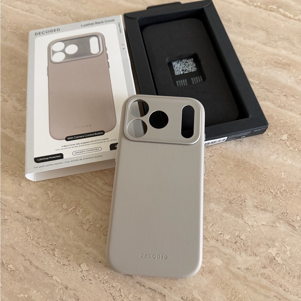 Decoded iPhone 17 pro ECCO Leather Case